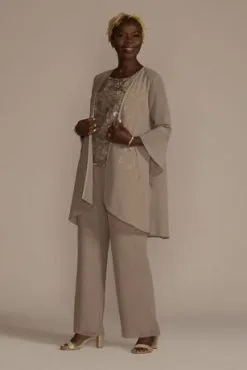 Embellished Three-Quarter Sleeve Pantsuit