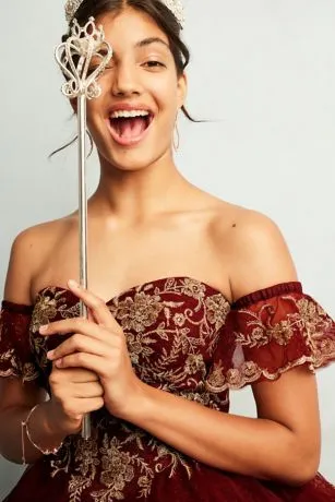 Tiered Quince Dress With Interchangeable Sleeves - Image 13