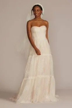 Strapless Chiffon A-Line Wedding Dress