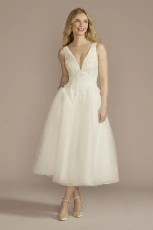 Tea-Length Plunging Neckline Lace Wedding Dress