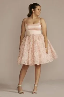 Satin And Metallic A-Line Damas Dress