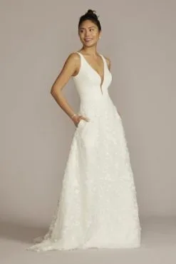 3D Floral Crepe A-Line Wedding Dress With Pockets